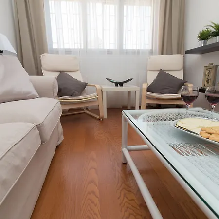Lägenhet Stunning 3 Bedrooms *