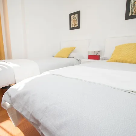 Stunning 3 Bedrooms *