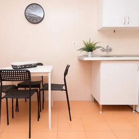 Stunning 3 Bedrooms Lägenhet